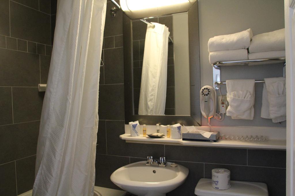 Willow Bend Motel Труро Екстер'єр фото