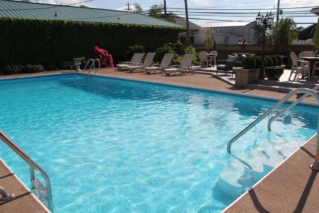 Willow Bend Motel Труро Екстер'єр фото